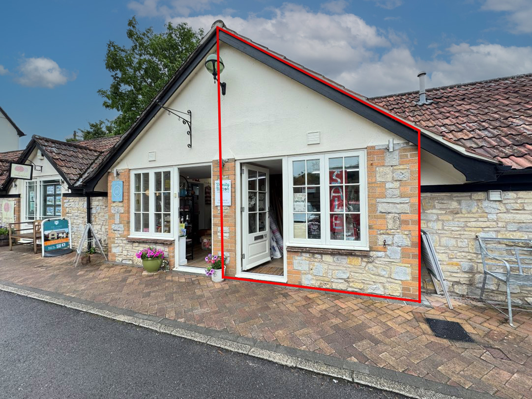 TO LET - Unit 10, The Borough Mall, Wedmore BS28 4EB - Lyndon Brett Partnership